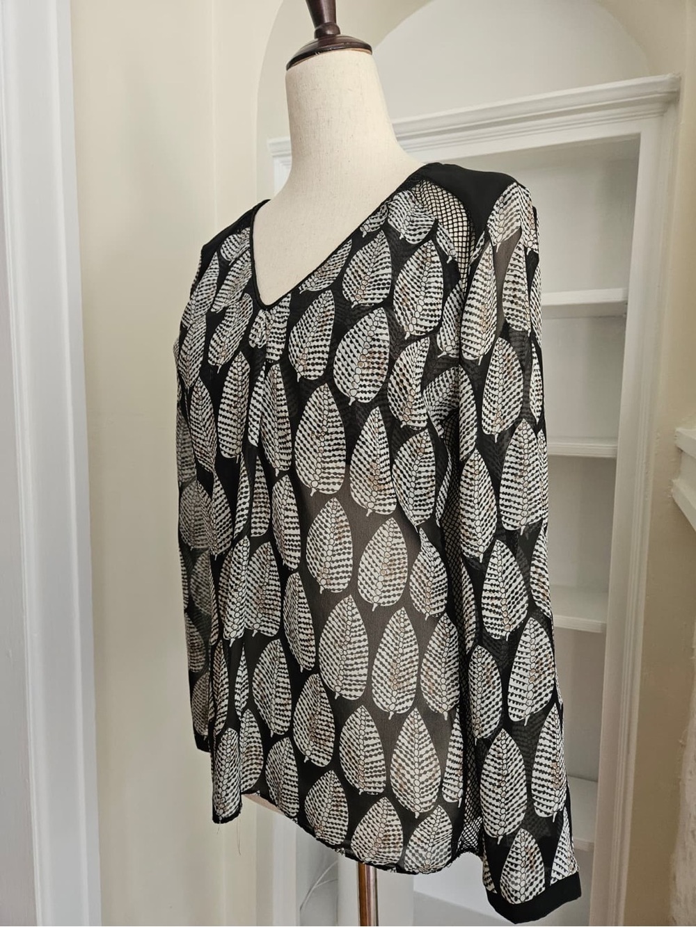 Sheer Graphic Leaf Print with Subtle Mesh Details -Medium